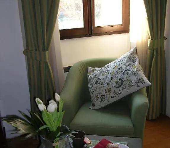 Monastero Del Lavello ホテル 3*