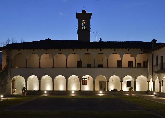 Monastero Del Lavello 卡洛泽科泰