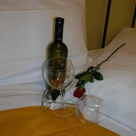 Monastero Del Lavello Otel Calolziocorte